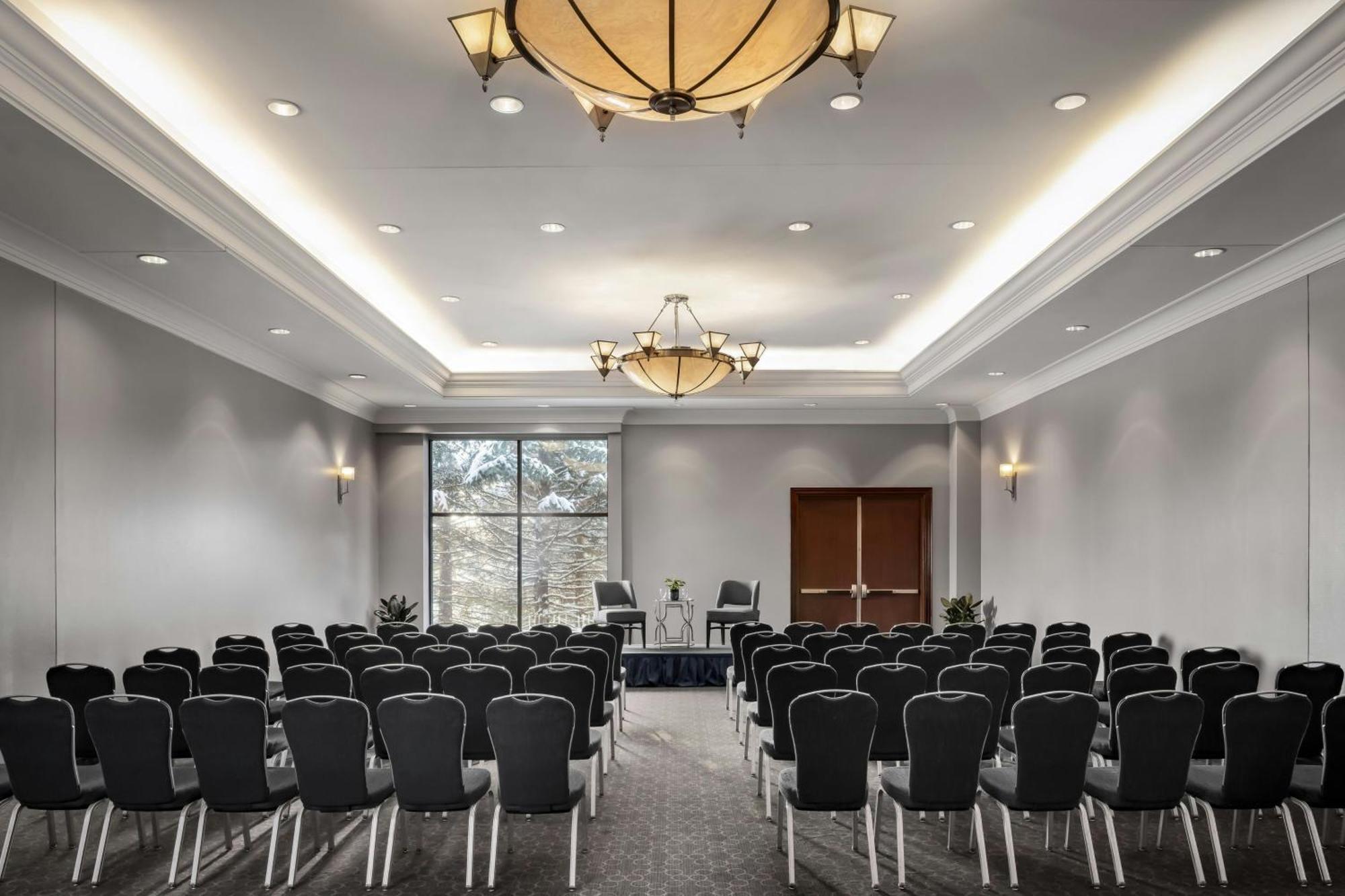 Sheraton Toronto Airport Hotel & Conference Centre Dış mekan fotoğraf